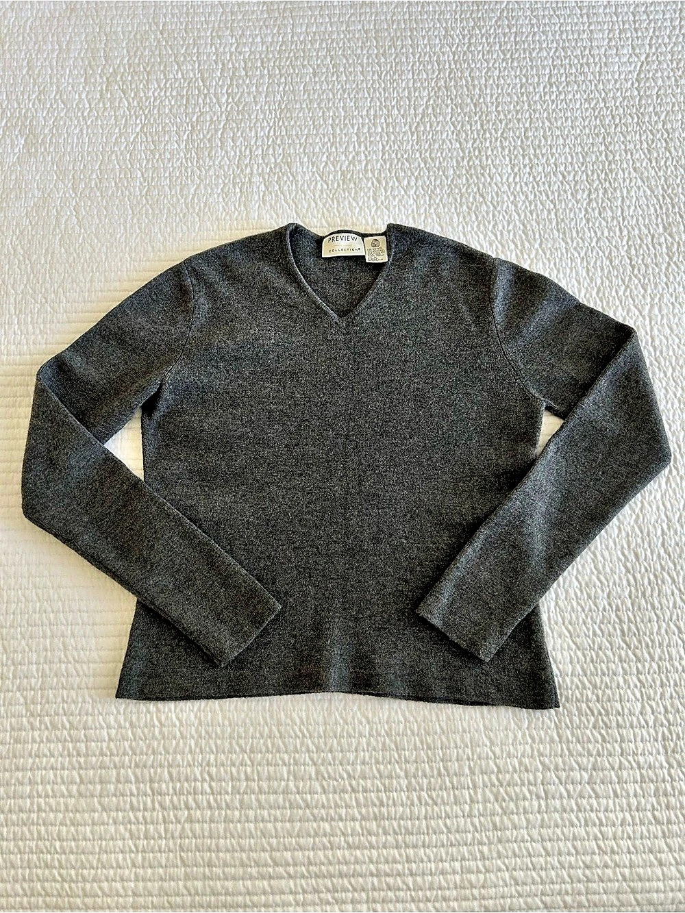 Vintage 90s | Nordstrom Preview Collection | 100% Merino Wool V-Neck Sweater | M